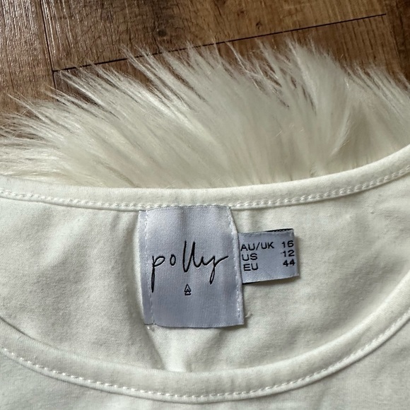 PRINCESS POLLY White Side Ruched Cropped Tee - Picture 5 of 5